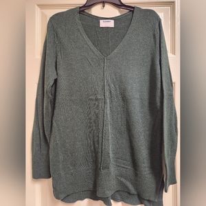Women's Old Navy sweater